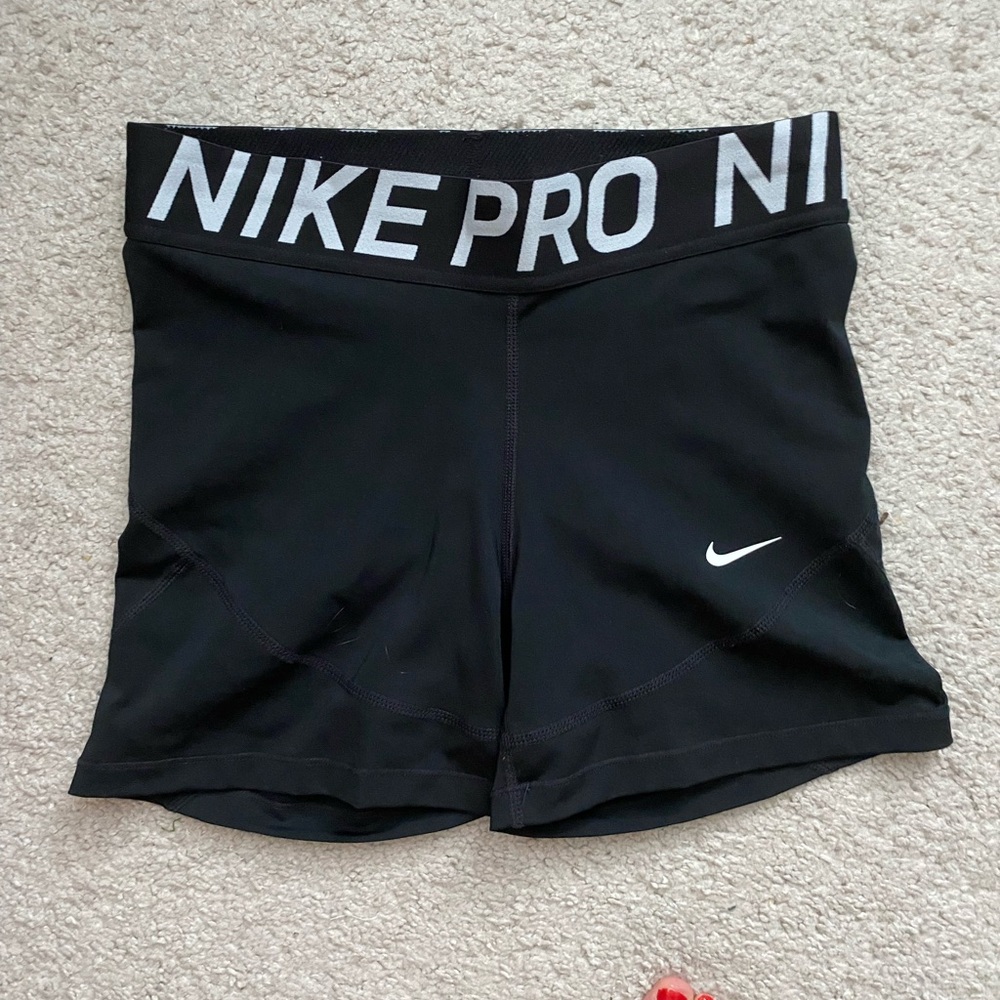 Nike Pro Women's Black Bike Shorts